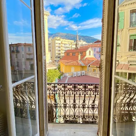 Le St Roch 2 * Menton