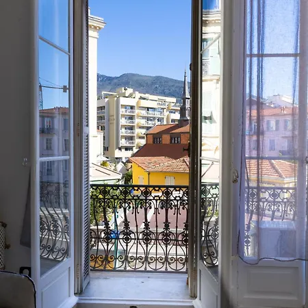 Apartment Le St Roch 2 *