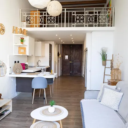 아파트 Le St Roch 2 *